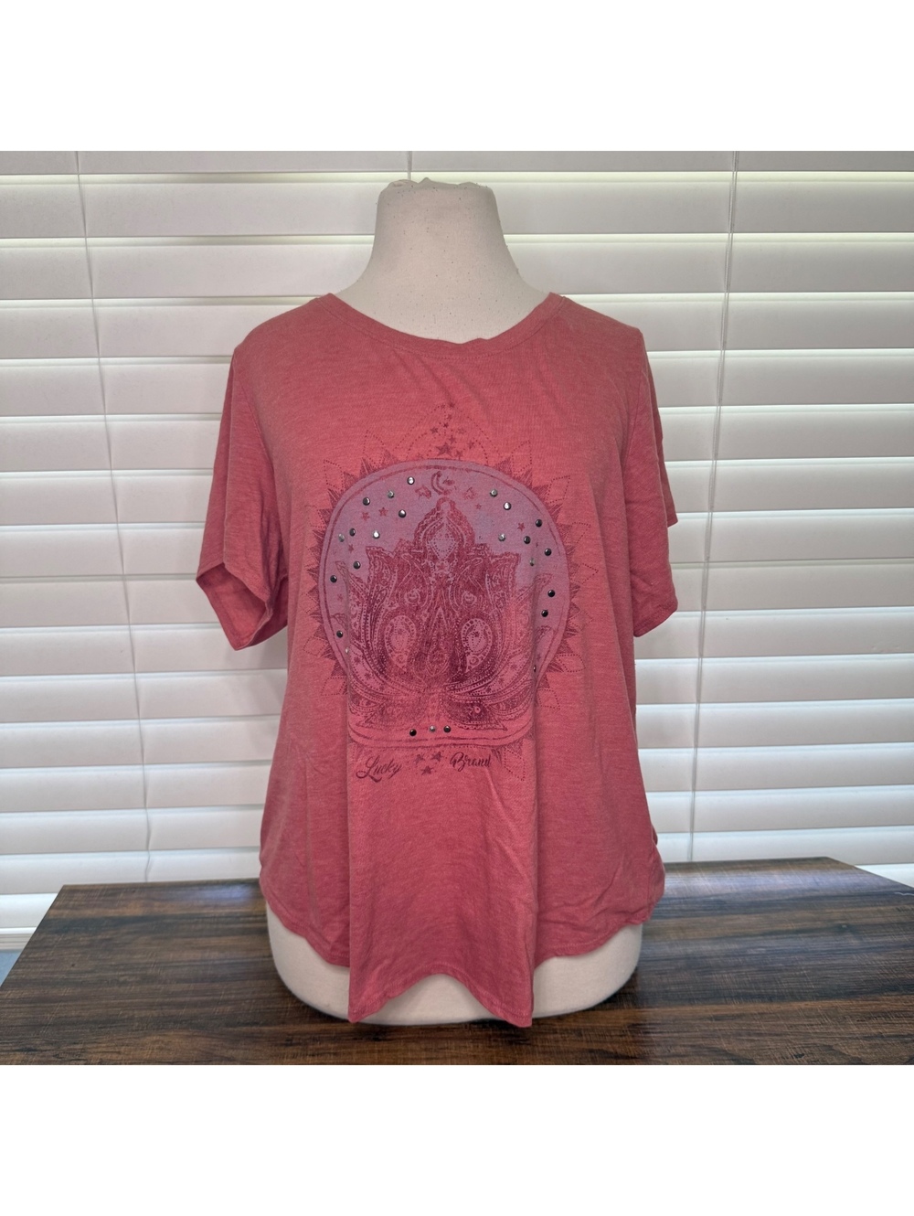 Lucky Brand XL Red Lotus Graphic T-Shirt with Rhinestones